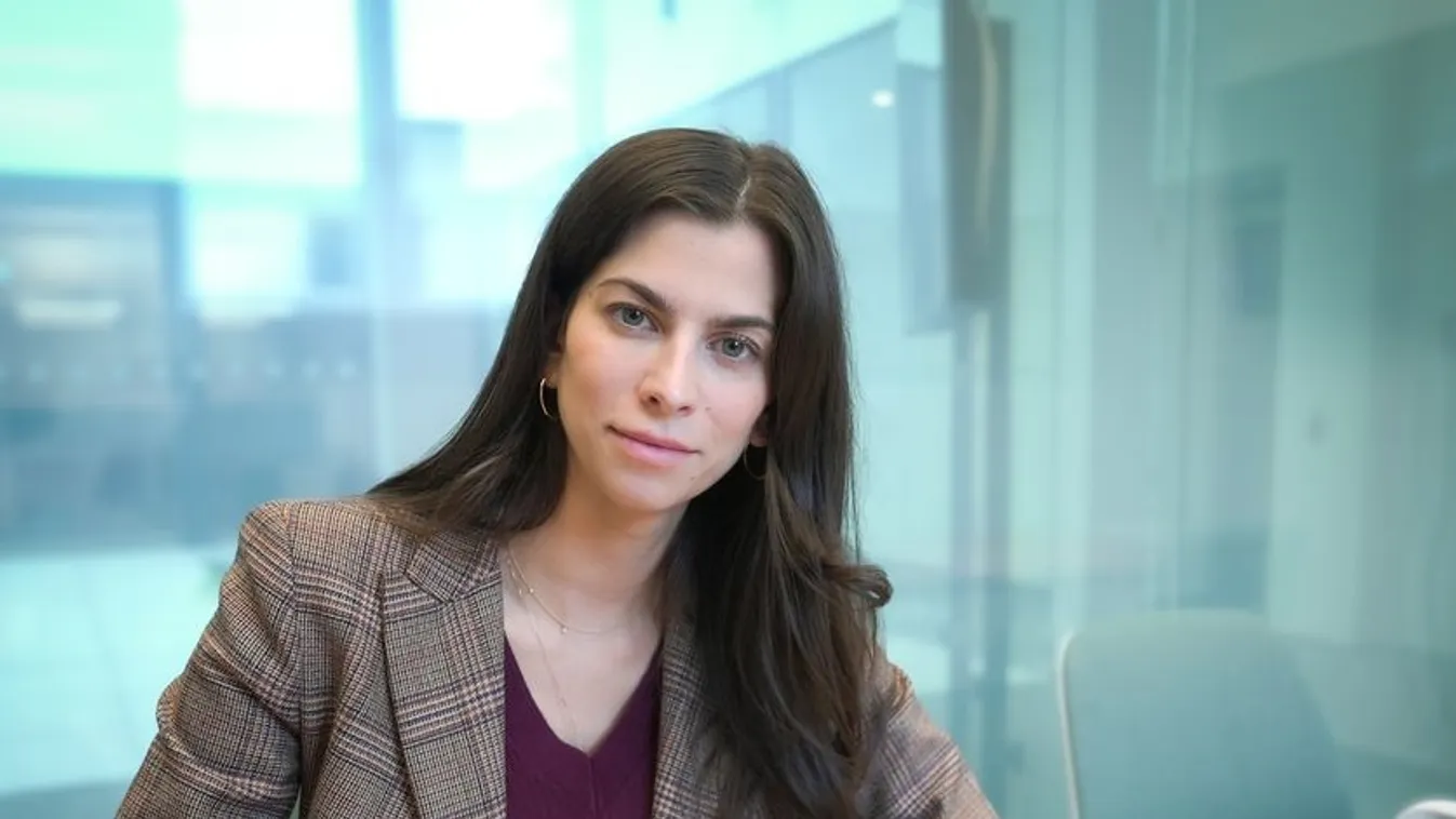 Szentkirályi Alexandra: kapjanak országbérletet a BKK-BKV csoport munkatársai is!