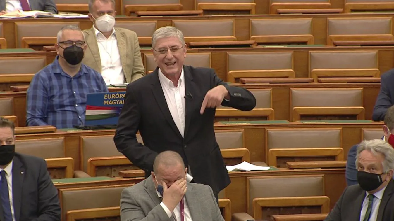 Személyeskedő vitákkal indult a parlament utolsó tavaszi ülése