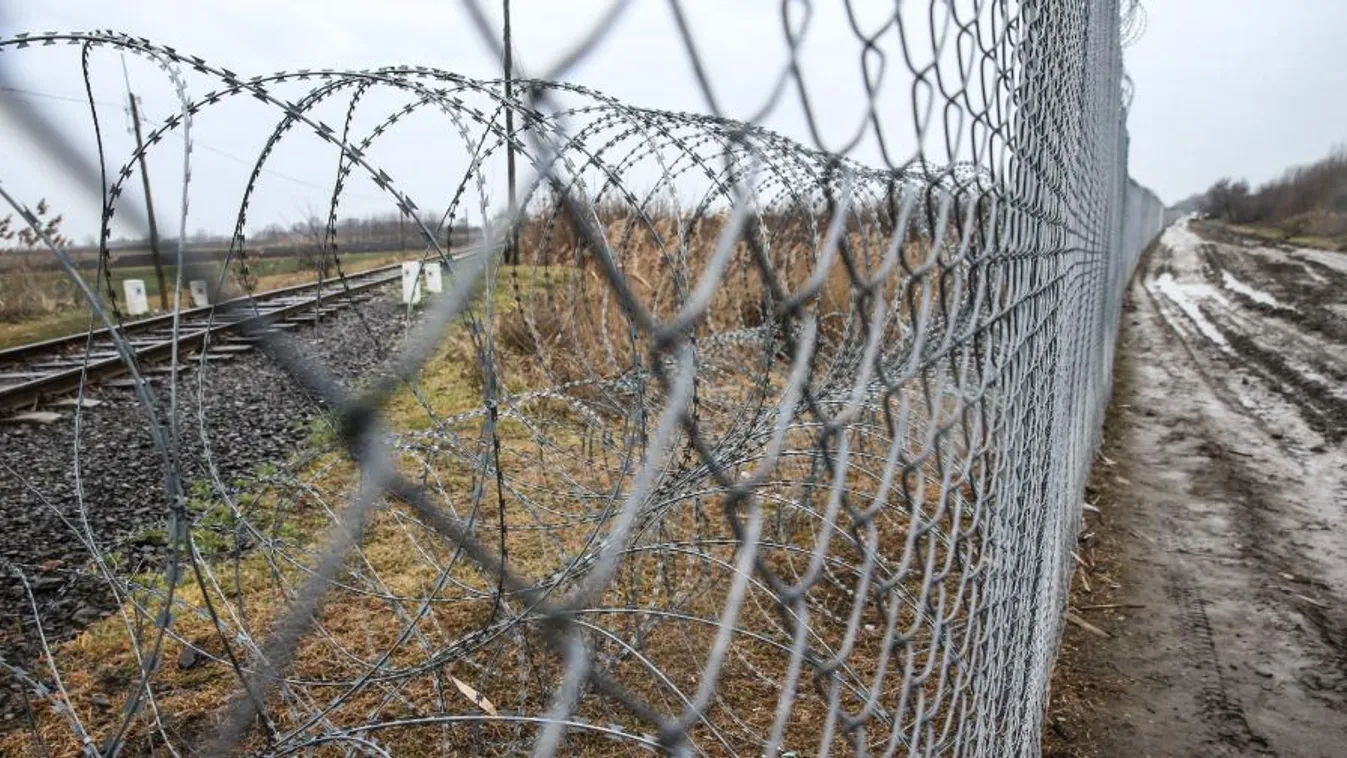 Tiltakoznak a civilek a határzár szigorítása ellen