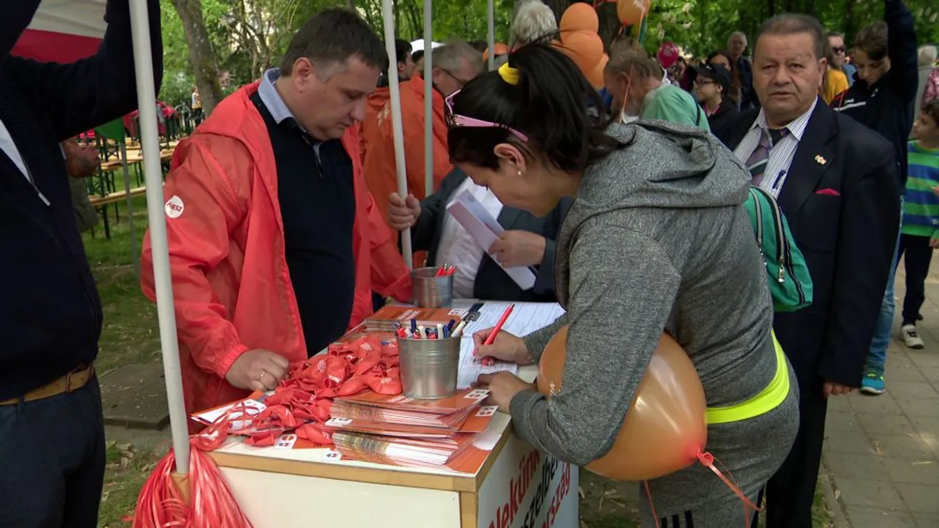 Másfél millió aláírás Orbán Viktor hét pontja mellett