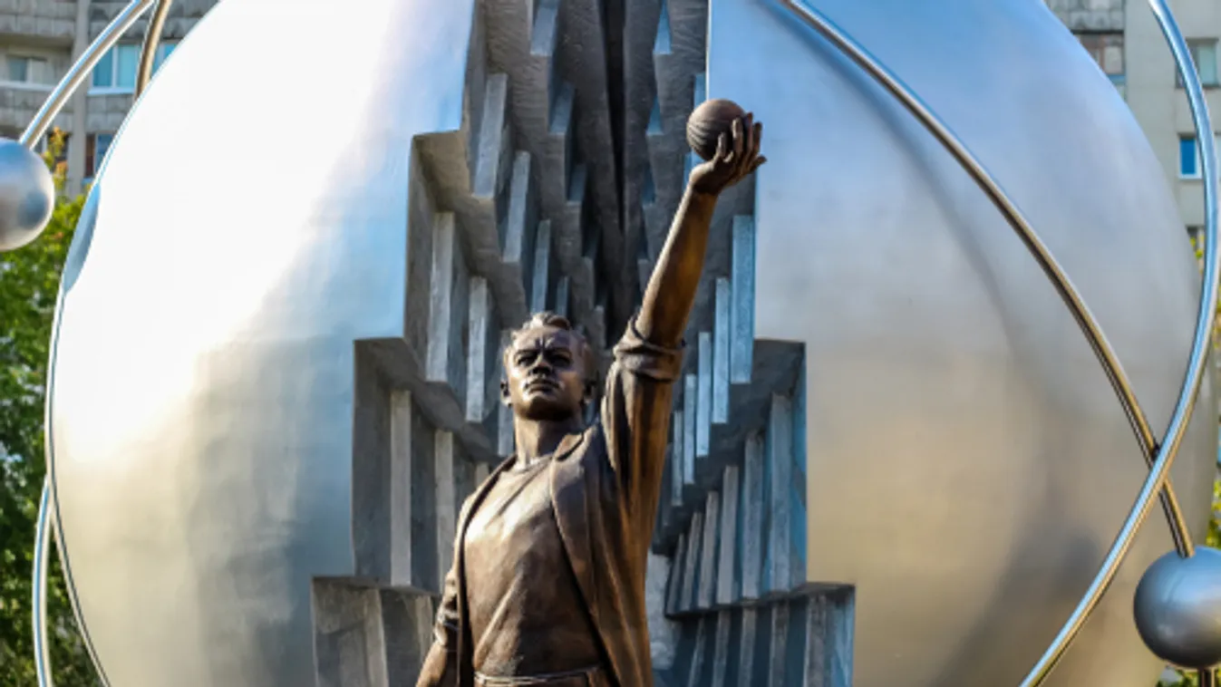 A Roszatom igazgatója a fegyverfejlesztések folytatását ígérte