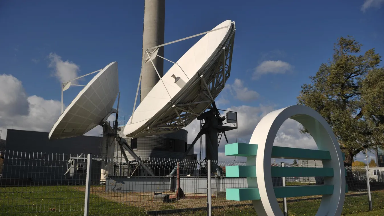 Elismerték: kézivezérelt a közmédia