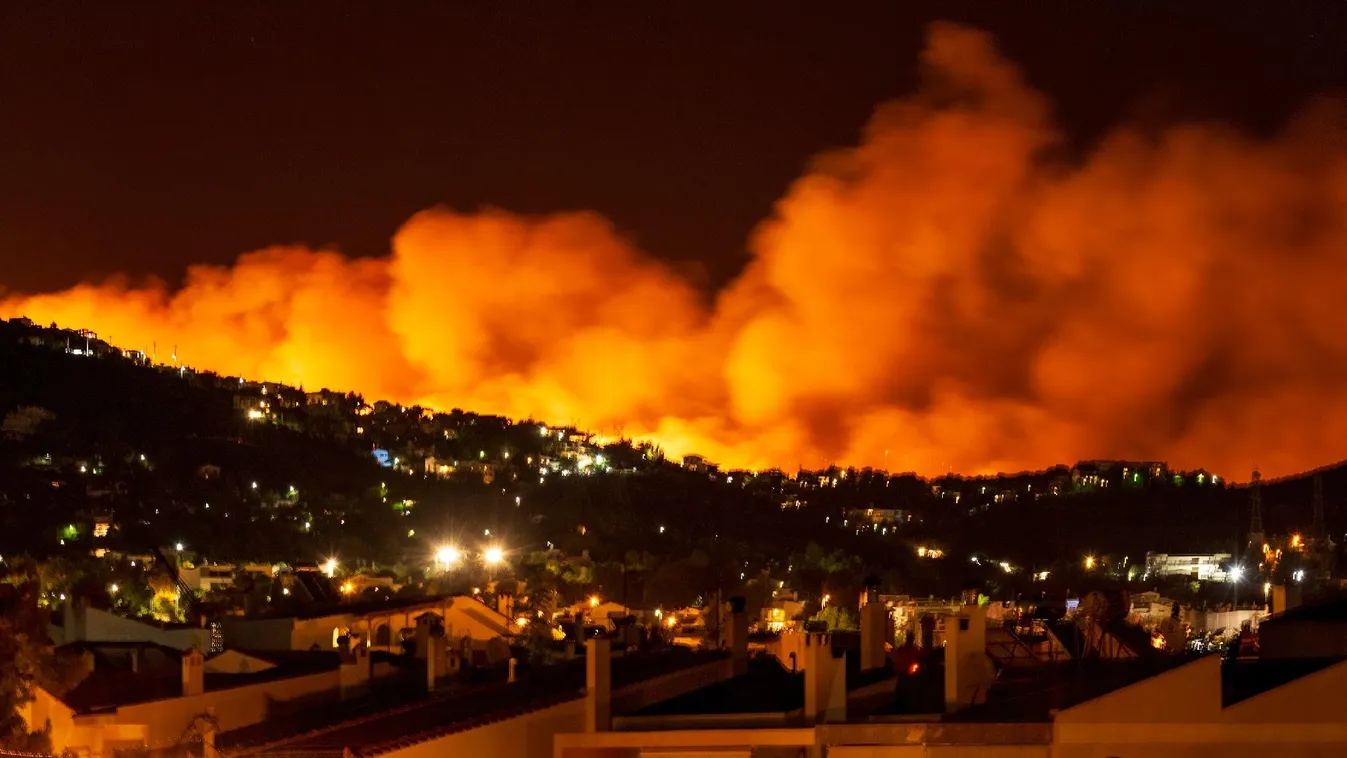 Továbbra is küzdenek a lángokkal Görögországban