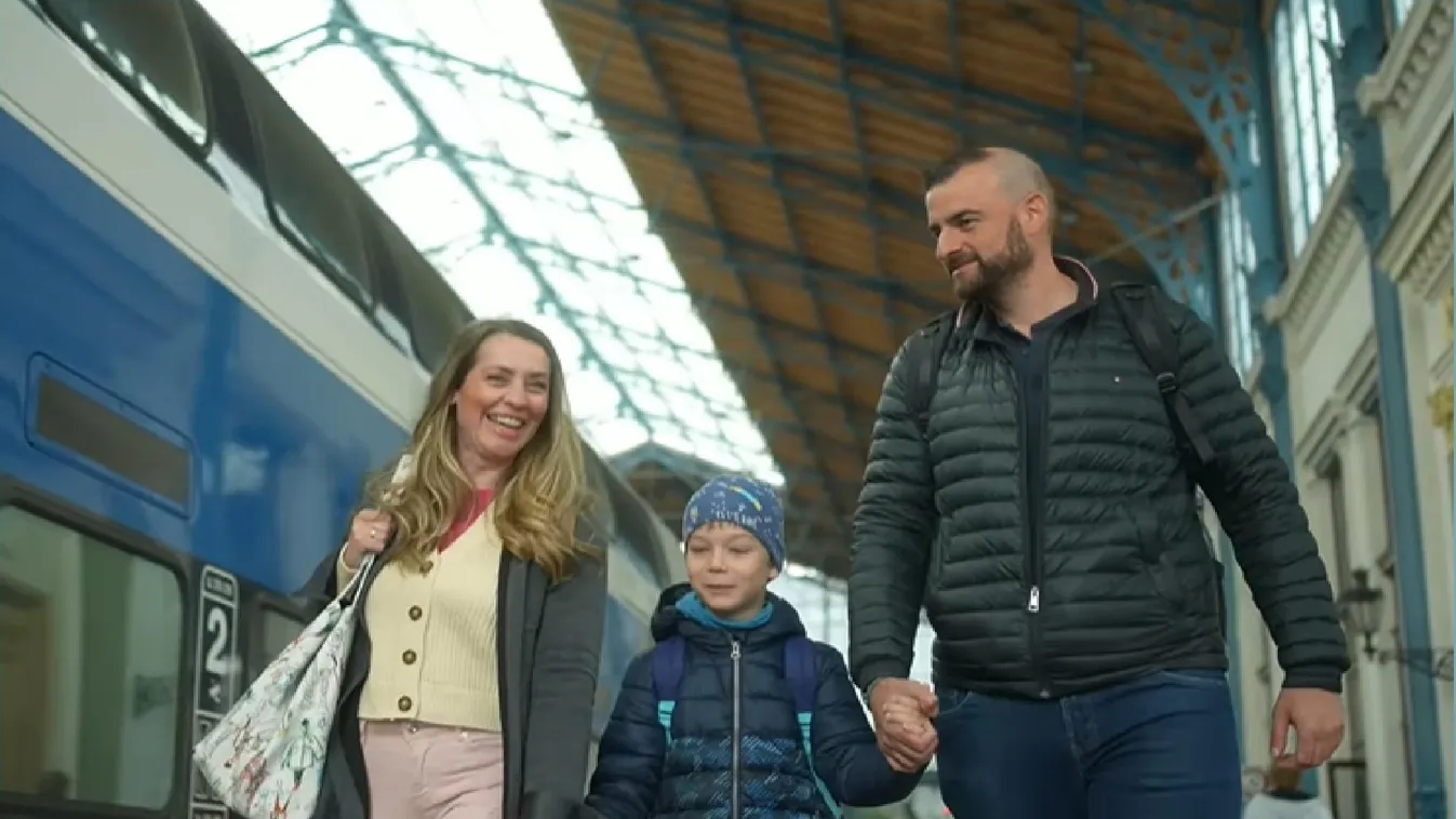 Ez nem mese: a MÁV többek között mesével csábítja a családos utasokat + videó