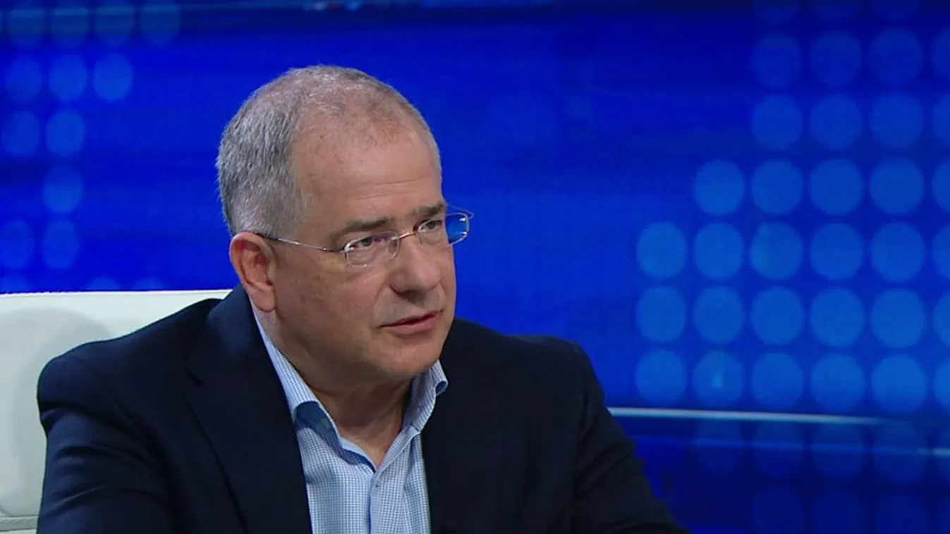 Kósa Lajos: Sokkal inkább egy honvédelmi politikusra, mint katonára van most szükség a HM-nél