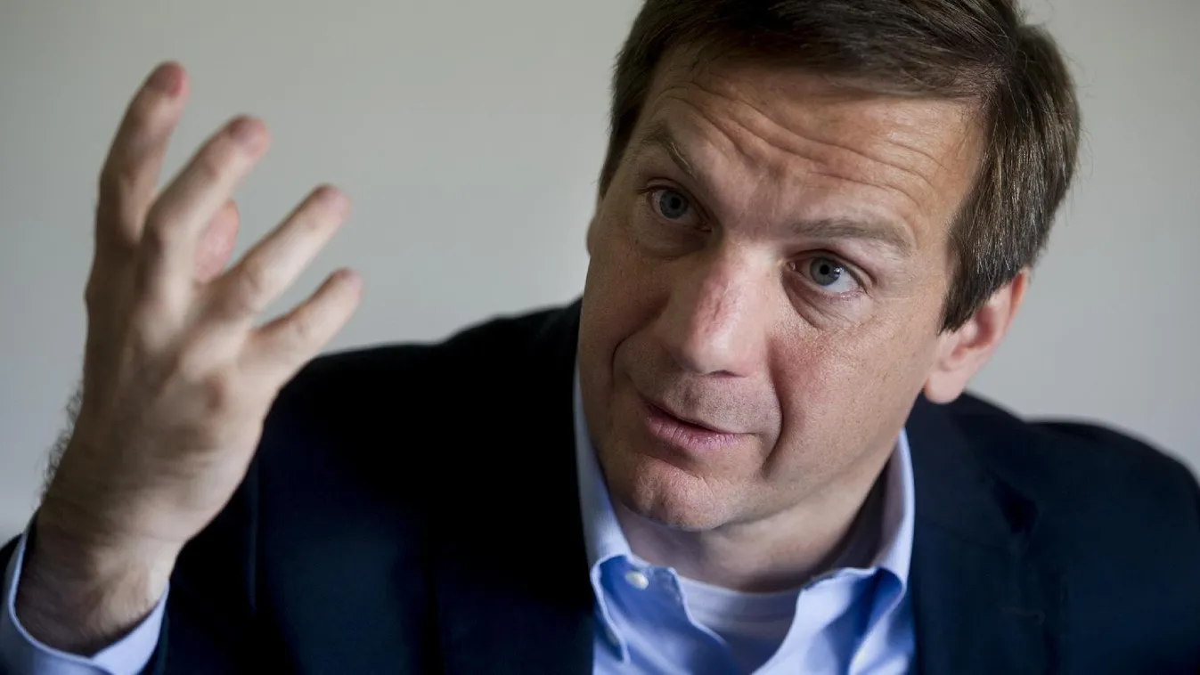 Bajnai Gordonék adathalász cége törvénytelen eszközökkel próbálja befolyásolni a választókat