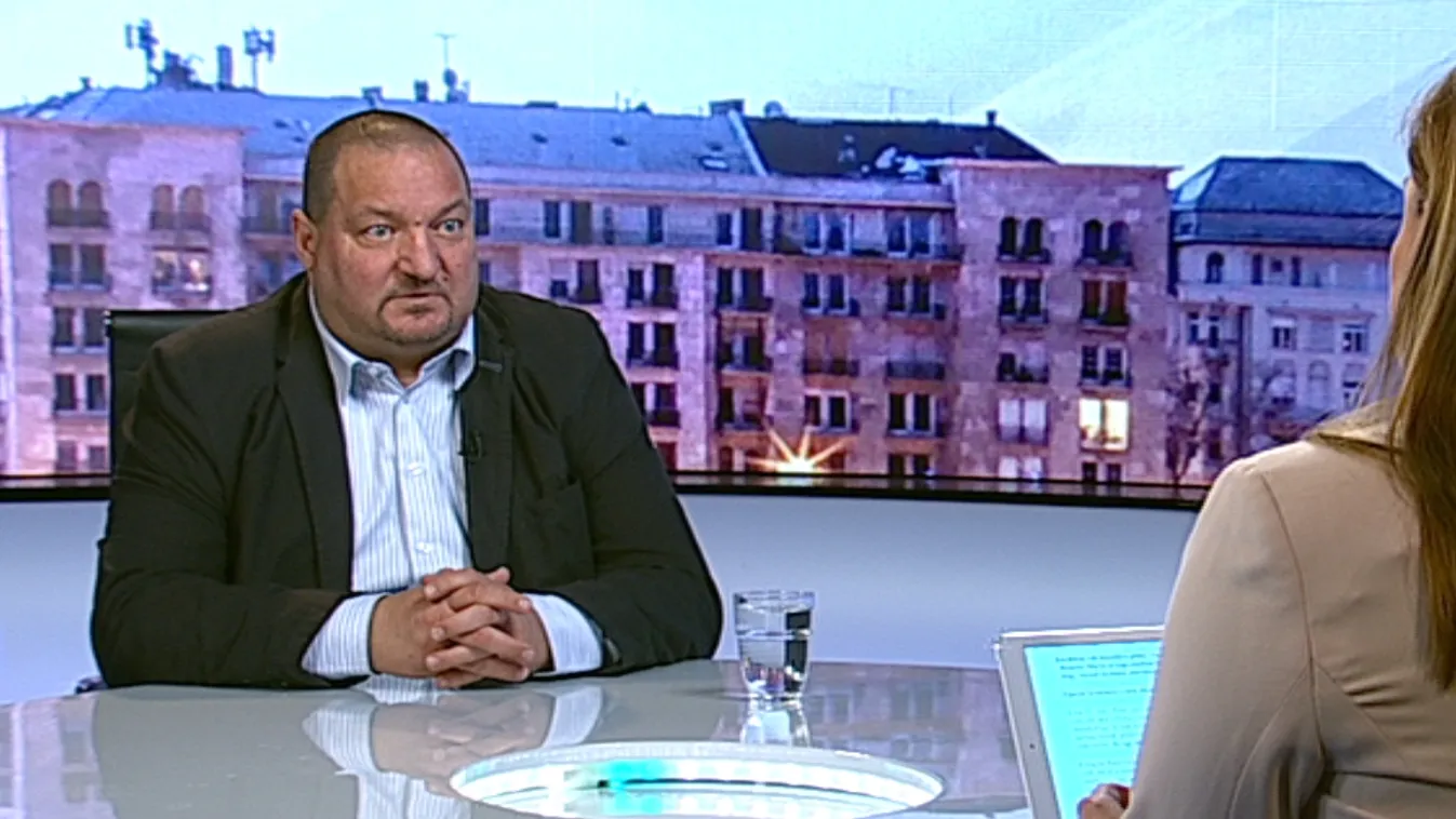 Demeter Márta feltette a régi lemezt