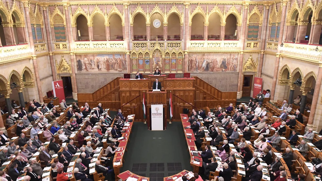 Nem akarnak Skype-nagyszülők lenni! – Reggeli járat