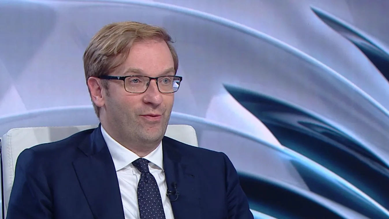 Szalai Zoltán: A legfontosabb cél az, hogy 100 év múlva is legyen magyar könyv