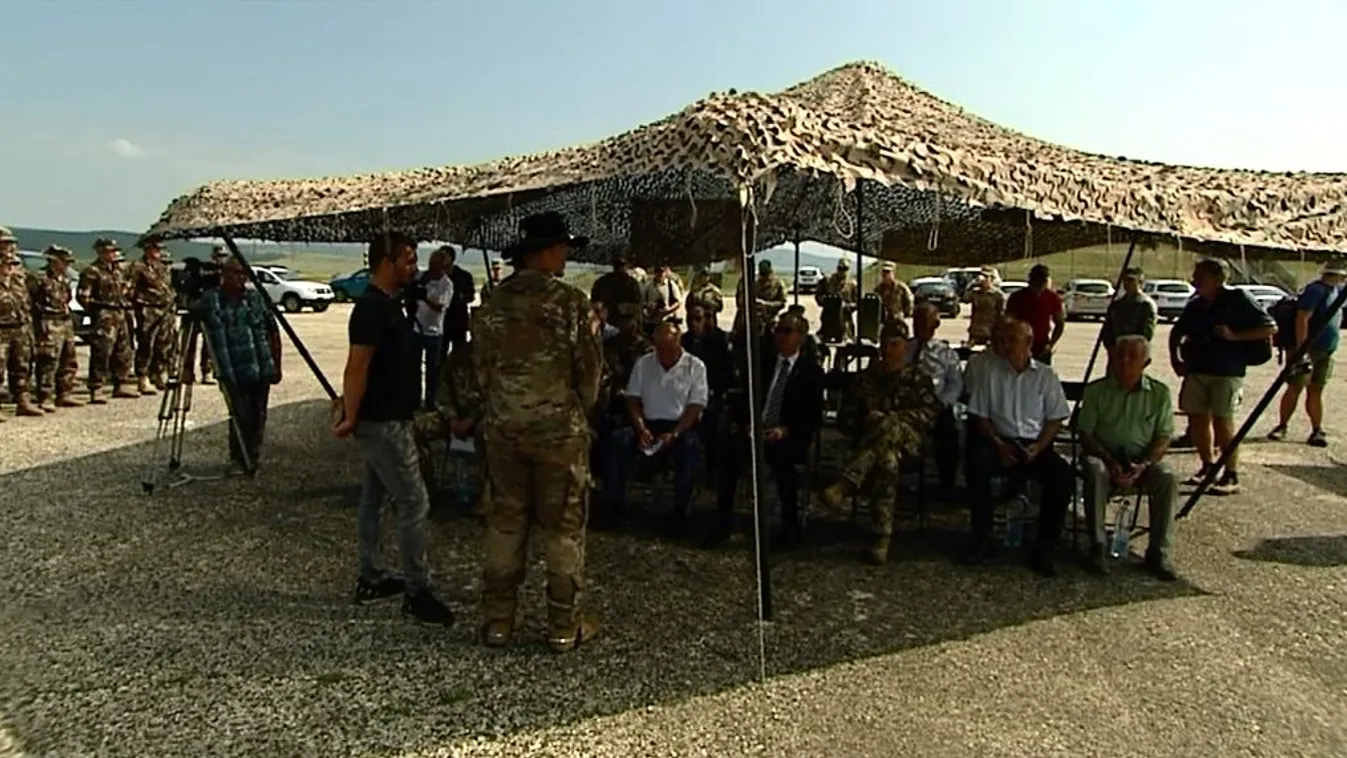 Alkalmazza a honvédség a jövőben a civil munkavállalóit