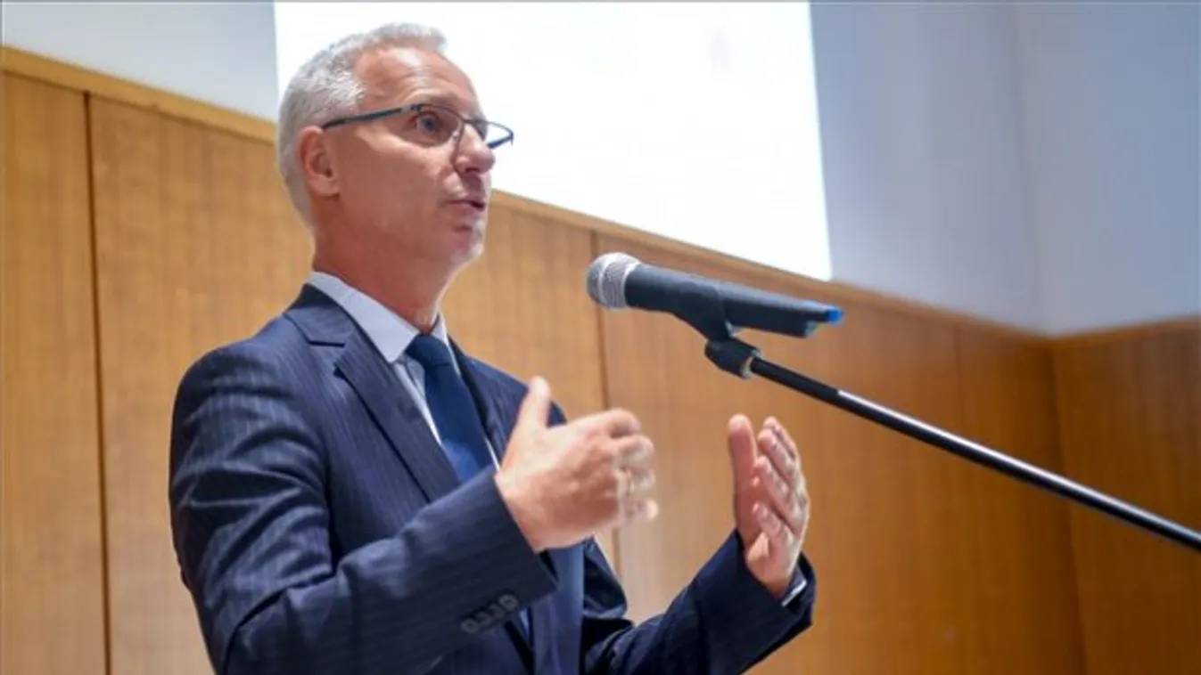 Soltész: Nagy felelősségünk az élet minden területén a szerb-magyar barátság elmélyítése