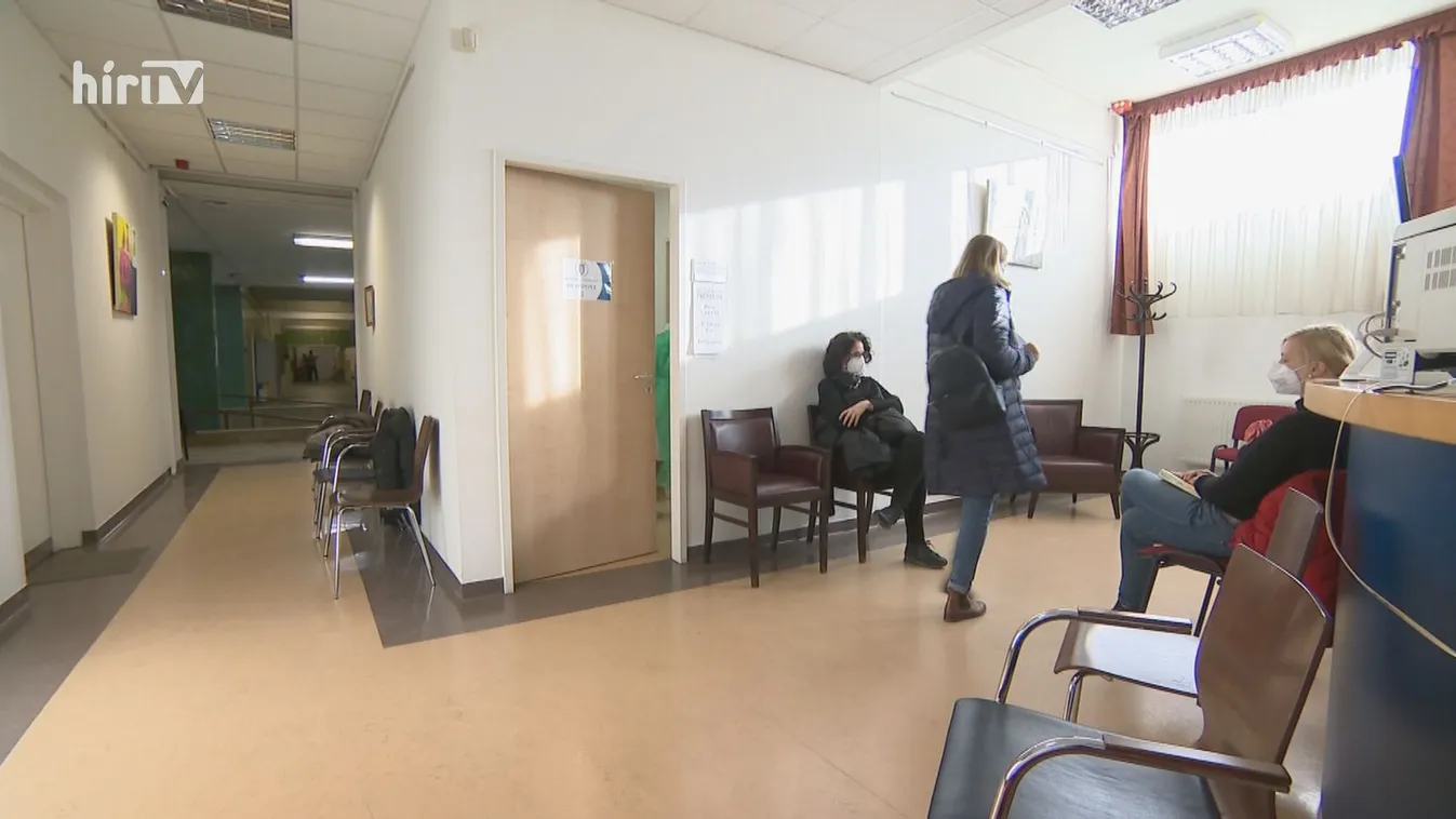 Tegnap éjfélig regisztrálhattak a fiatalok vakcinára