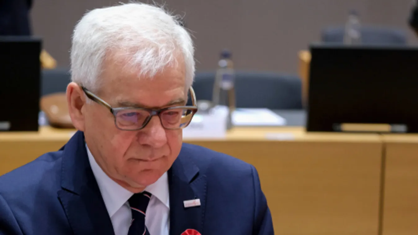 Lemondott a lengyel külügyminiszter