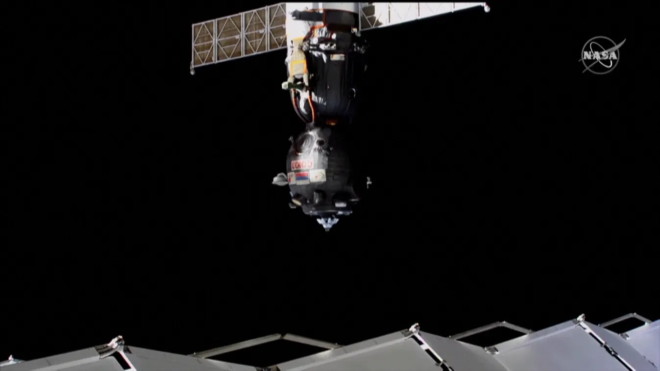 Fél év után visszatértek a Földre a Nemzetközi Űrállomás asztronautái