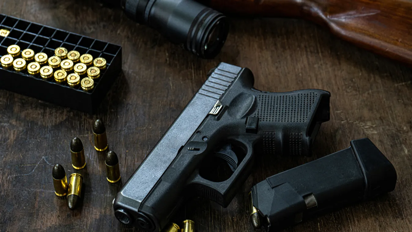 Szaúdi katonai ösztöndíjasokat utasít ki Washington a floridai lövöldözés miatt