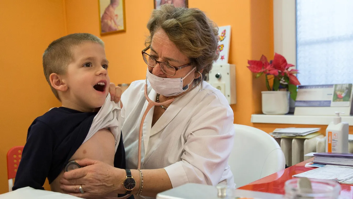 Rétvári: Anyagilag és minőségileg is fejlődnek az orvosi szolgáltatások