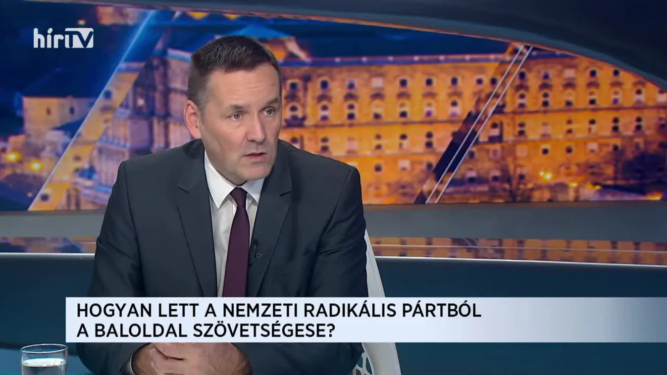 Volner János: A párt vezetői kilóra eladták a Jobbikot a balliberális oldalnak
