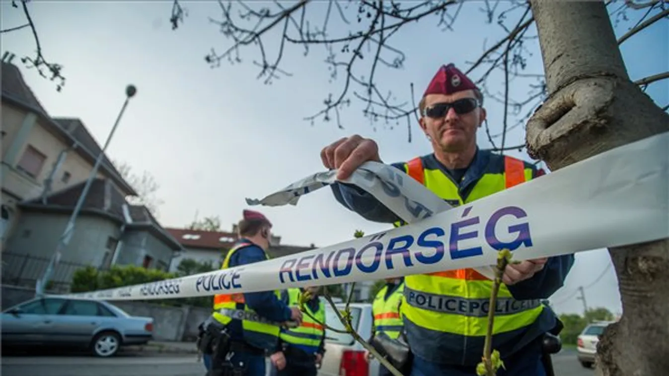 Hatástalanították a bombákat, újraindult a forgalom a BAH-csomópontnál
