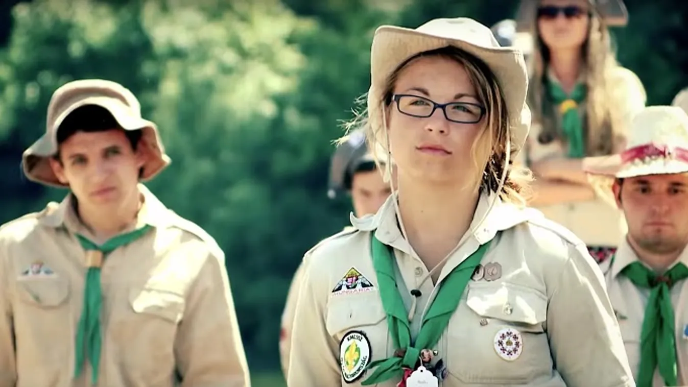 Emberebb ember – Vetítő