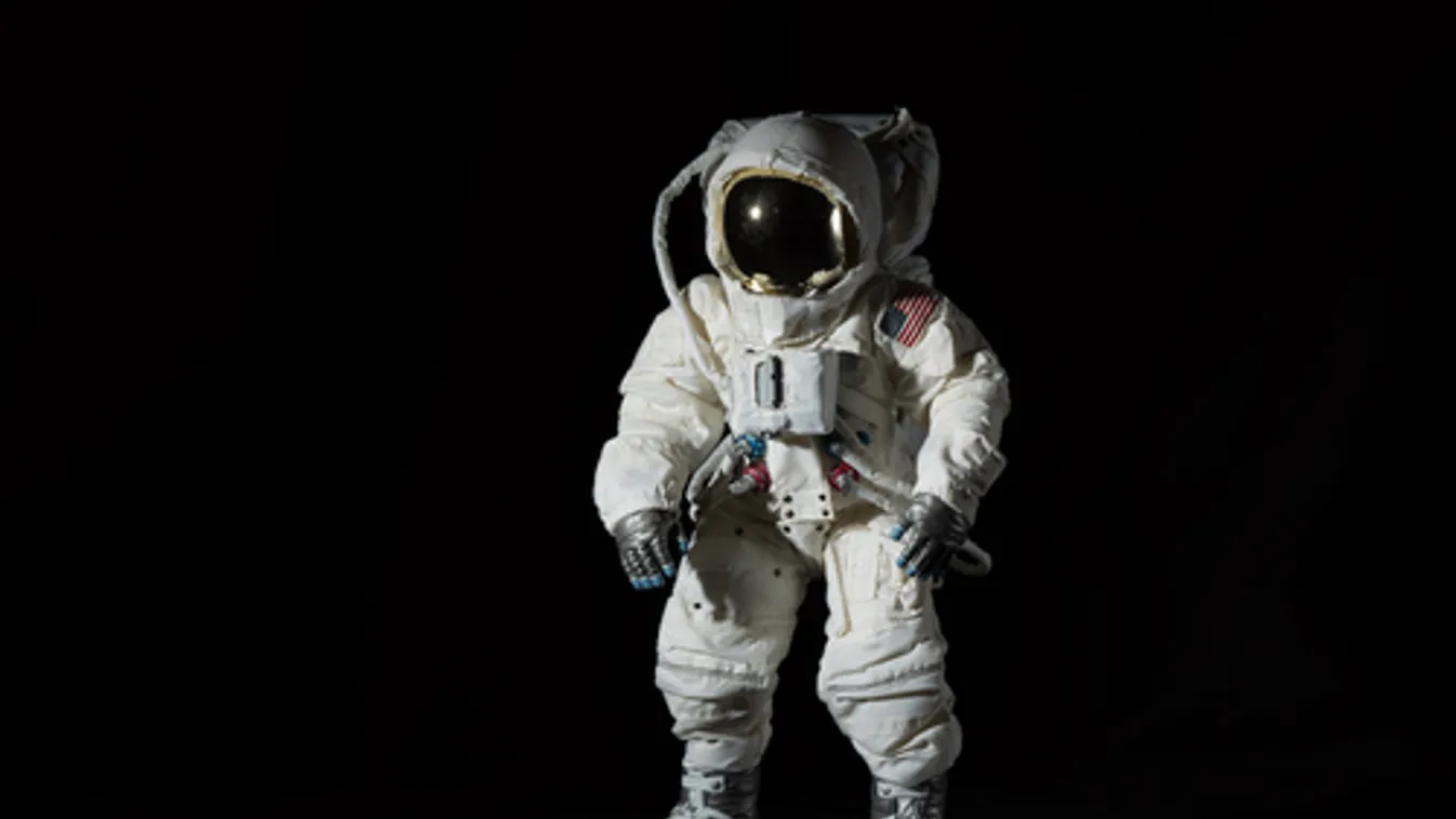 Repülőgép-balesetben meghalt az Apollo 8 legényégének egyik tagja