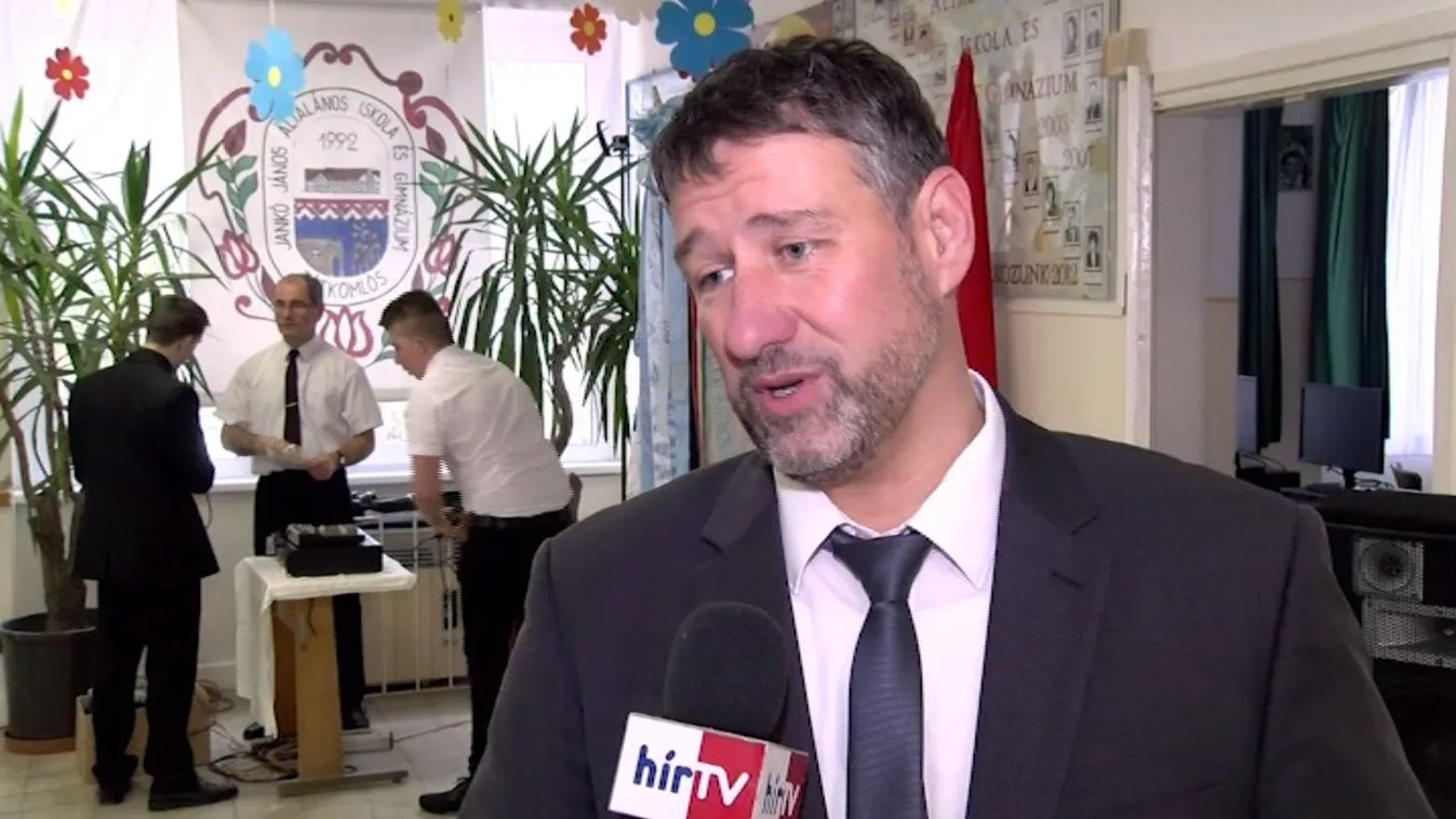 Simonka ismerőse tudja, hogy nincs esélye, mégis elindul