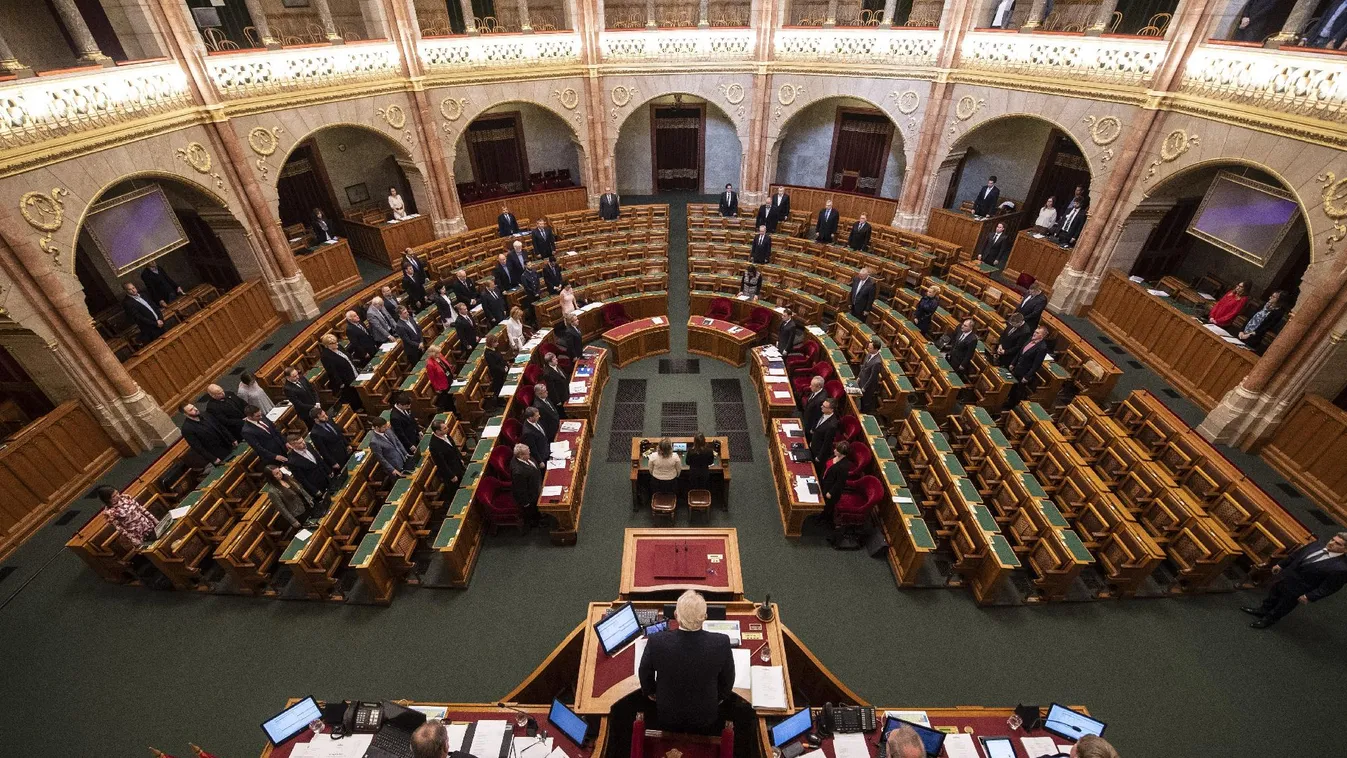 Napirenden a vagyonkezelő alapítványok a T. Házban