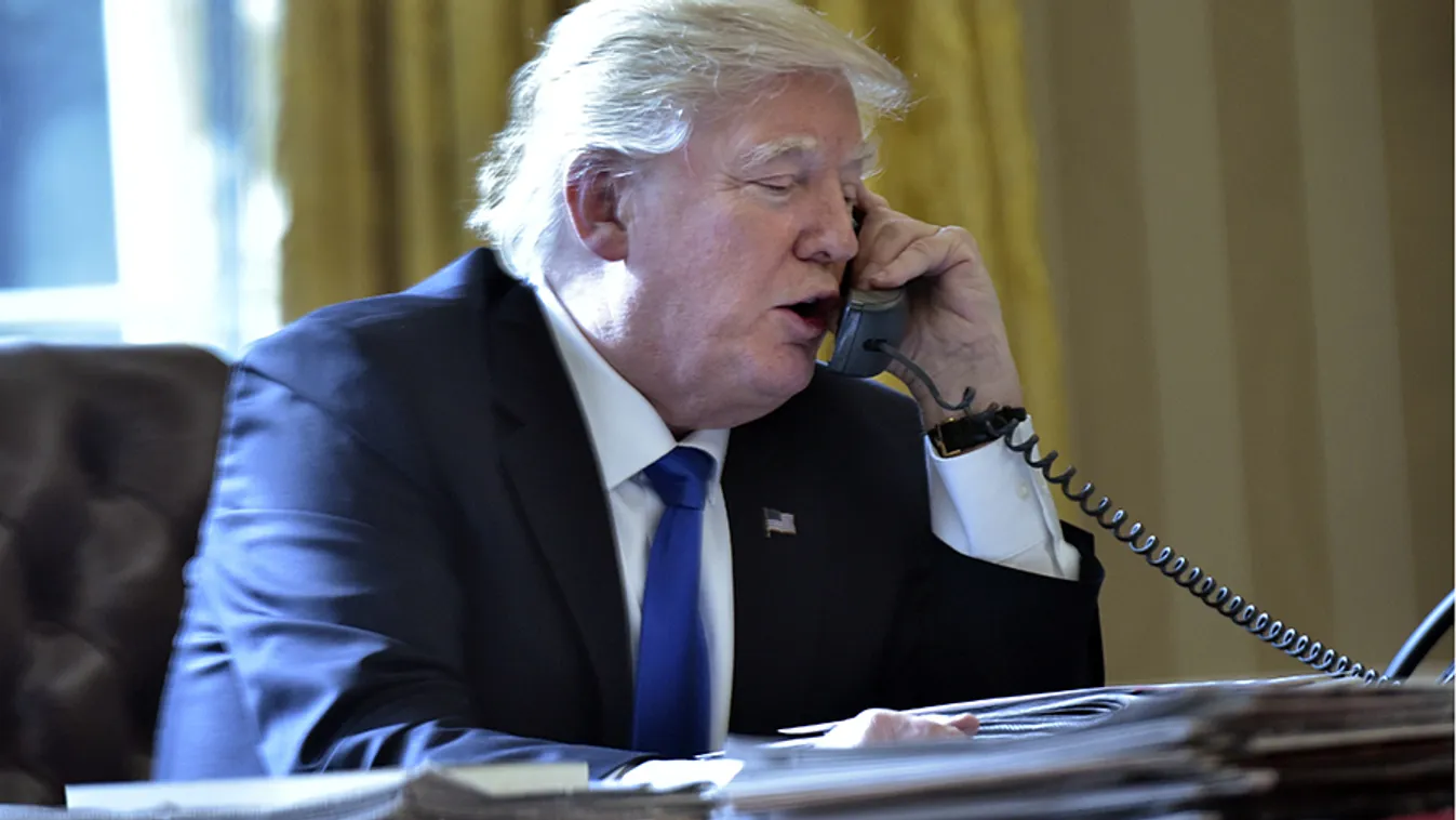 Trump kikelt magából, egy órát veszekedett a mexikói elnökkel