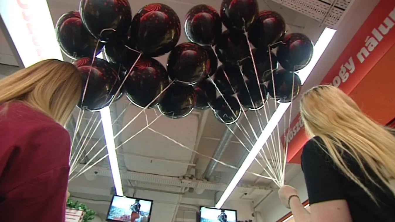 Fekete péntek: hússzoros forgalom és nem kis reklám