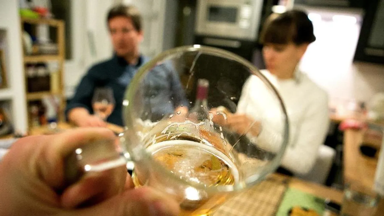 Alkoholra megy el a legtöbb húsvétkor