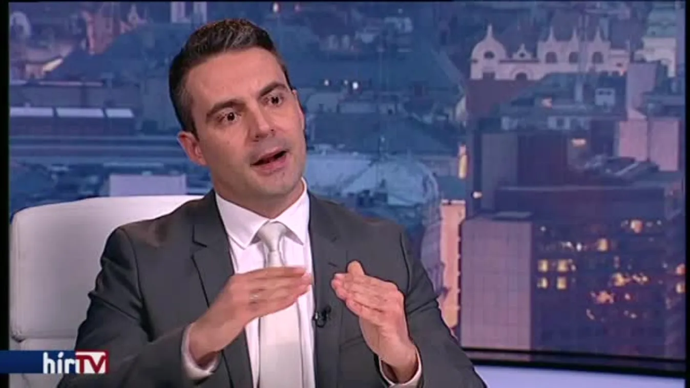 Vona: Évek óta terjed, hogy Orbánék külföldre menekítették a lopott pénzt