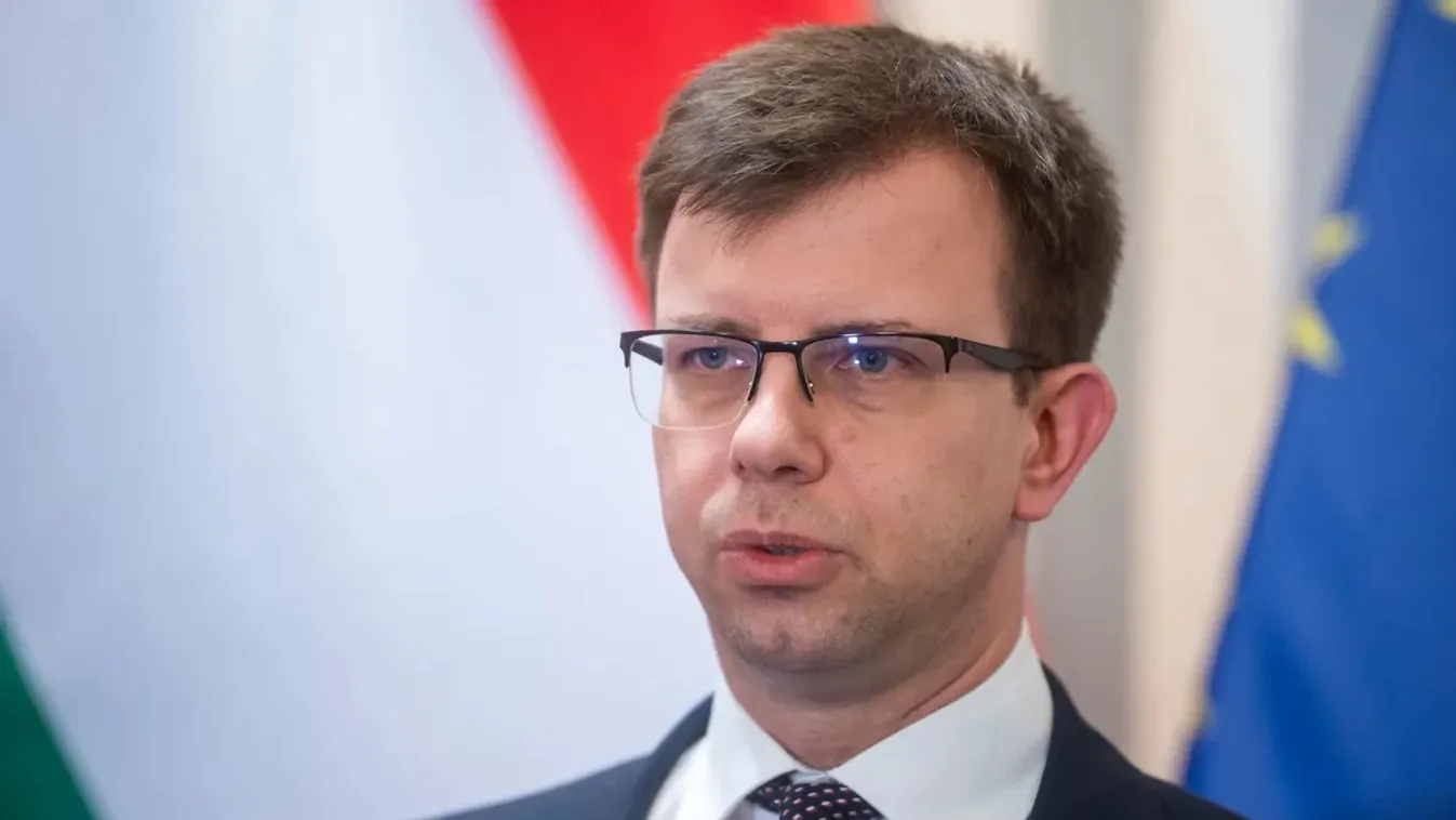 Bóka János: Európában már hallatszik az EU jelenlegi háborús politikáját kritizáló fiatalok hangja + videó