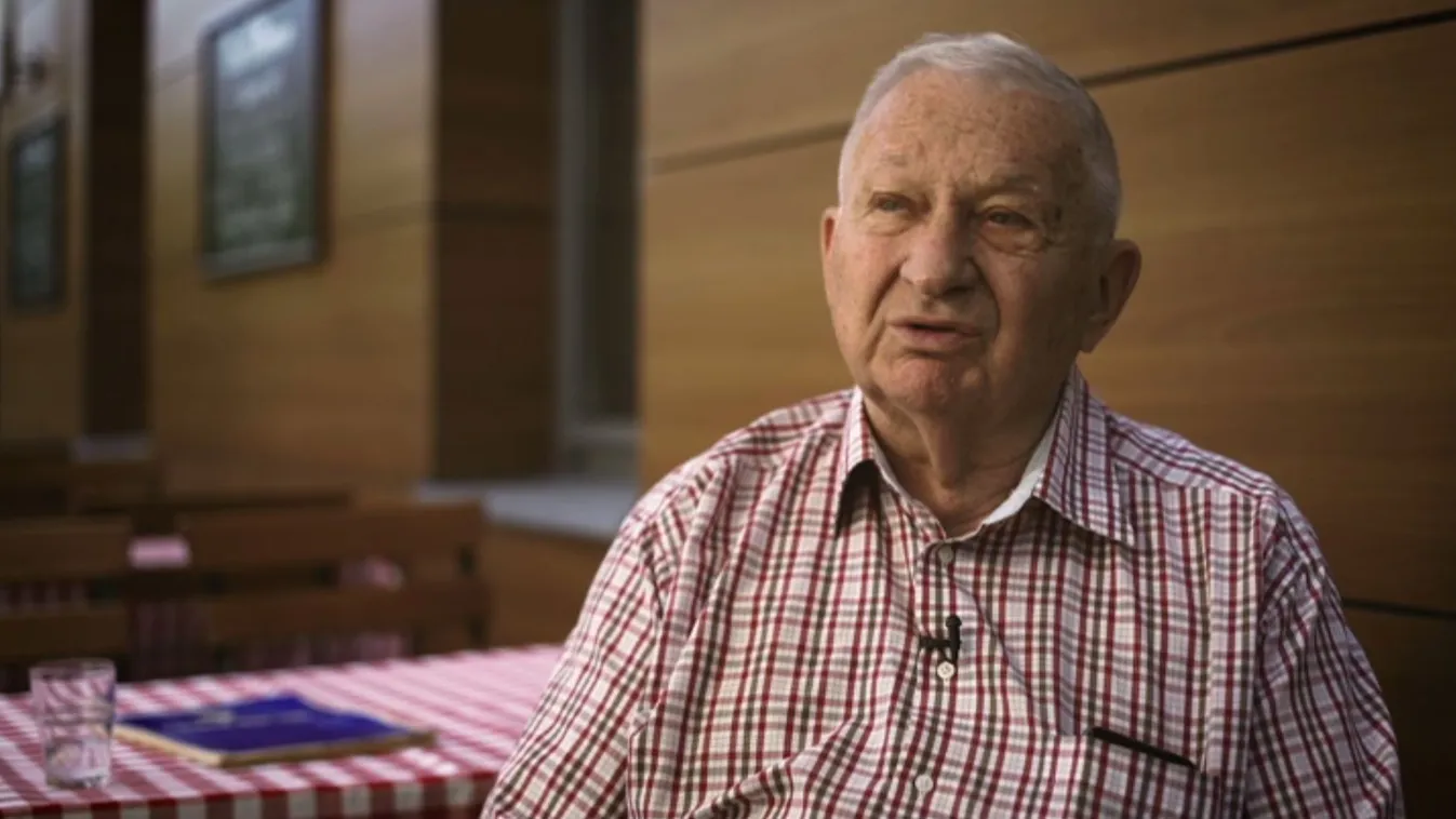 Megnyerhetetlen mérkőzés – Vetítő