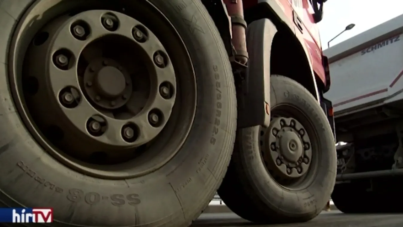 Próbaterhelést végeznek a hódmezővásárhelyi elkerülő-út körhídjánál