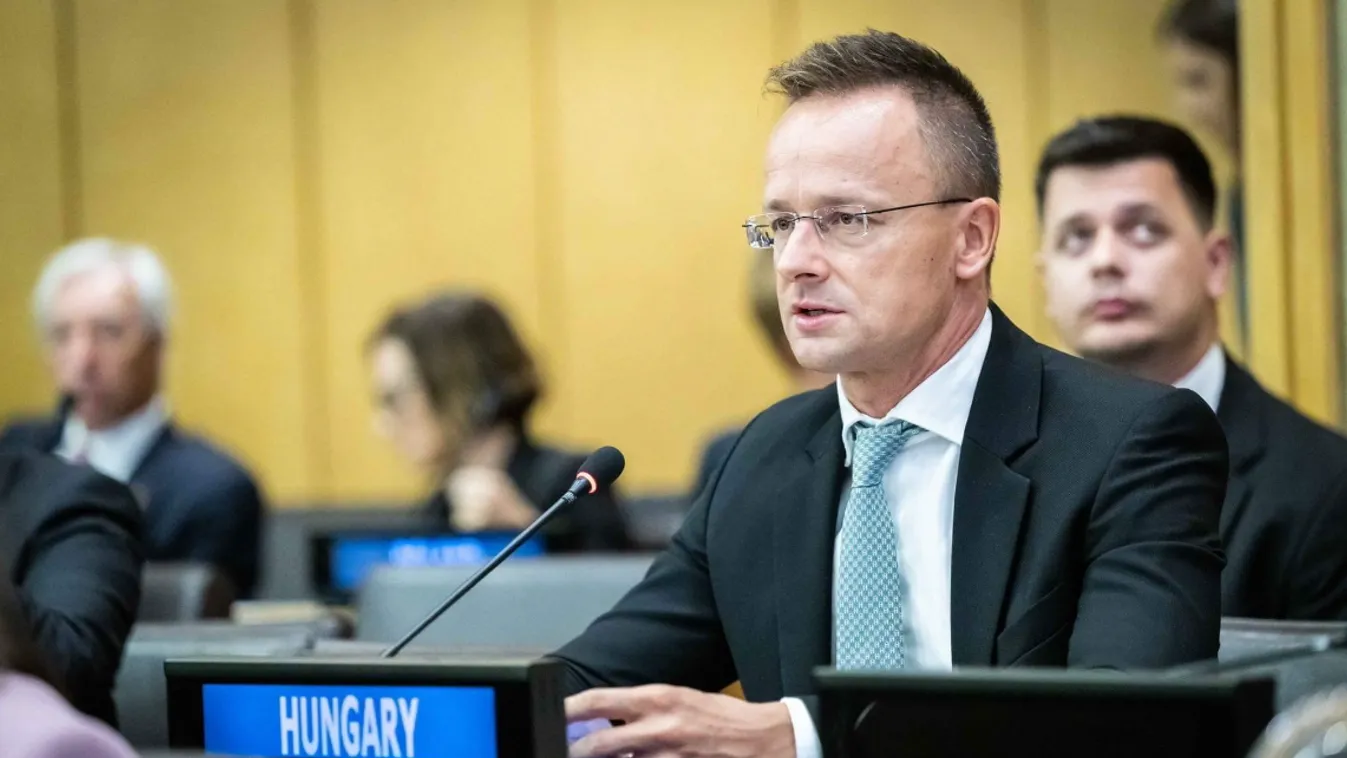 Szijjártó Péter: Nem célunk, hogy a nemzetközi liberális mainstreamnek megfeleljünk