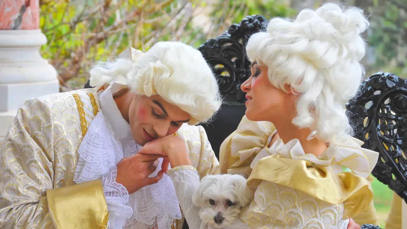 Gratulálunk a stabilitáshoz! Macron bemutatja, hogyan buktass meg egy hét alatt kétszer egy kormányt