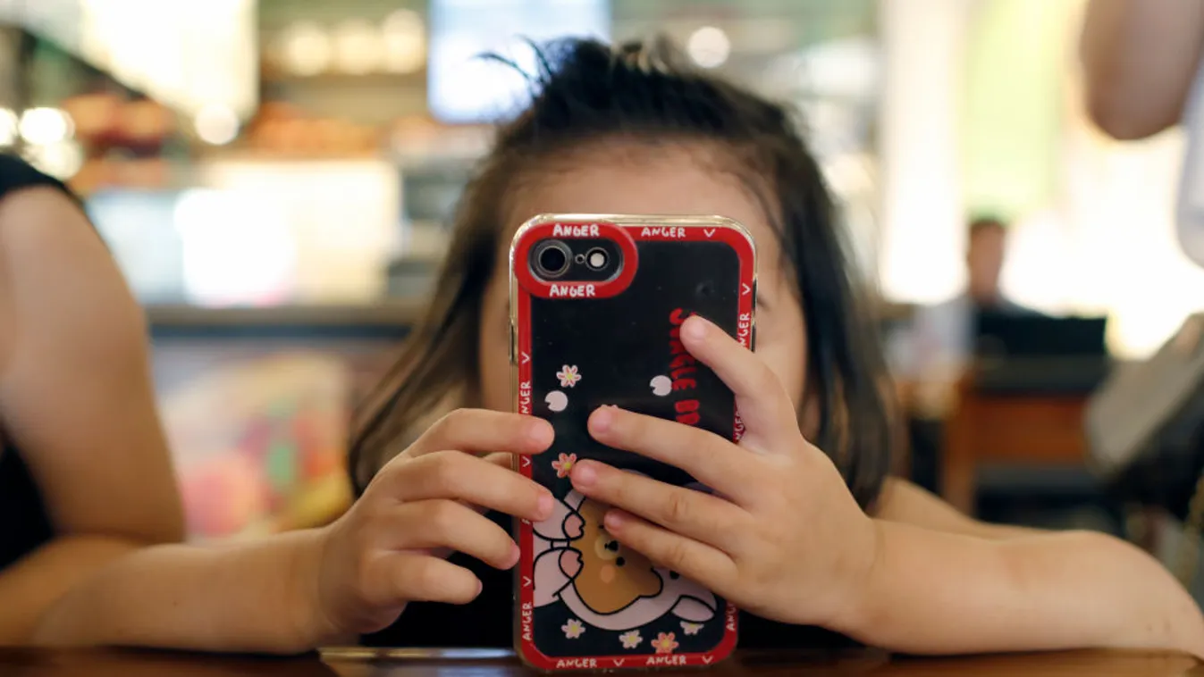 Merj segítséget kérni! - címmel edukációs kampányt indít az Internet Hotline jogsegélyszolgálat + videó