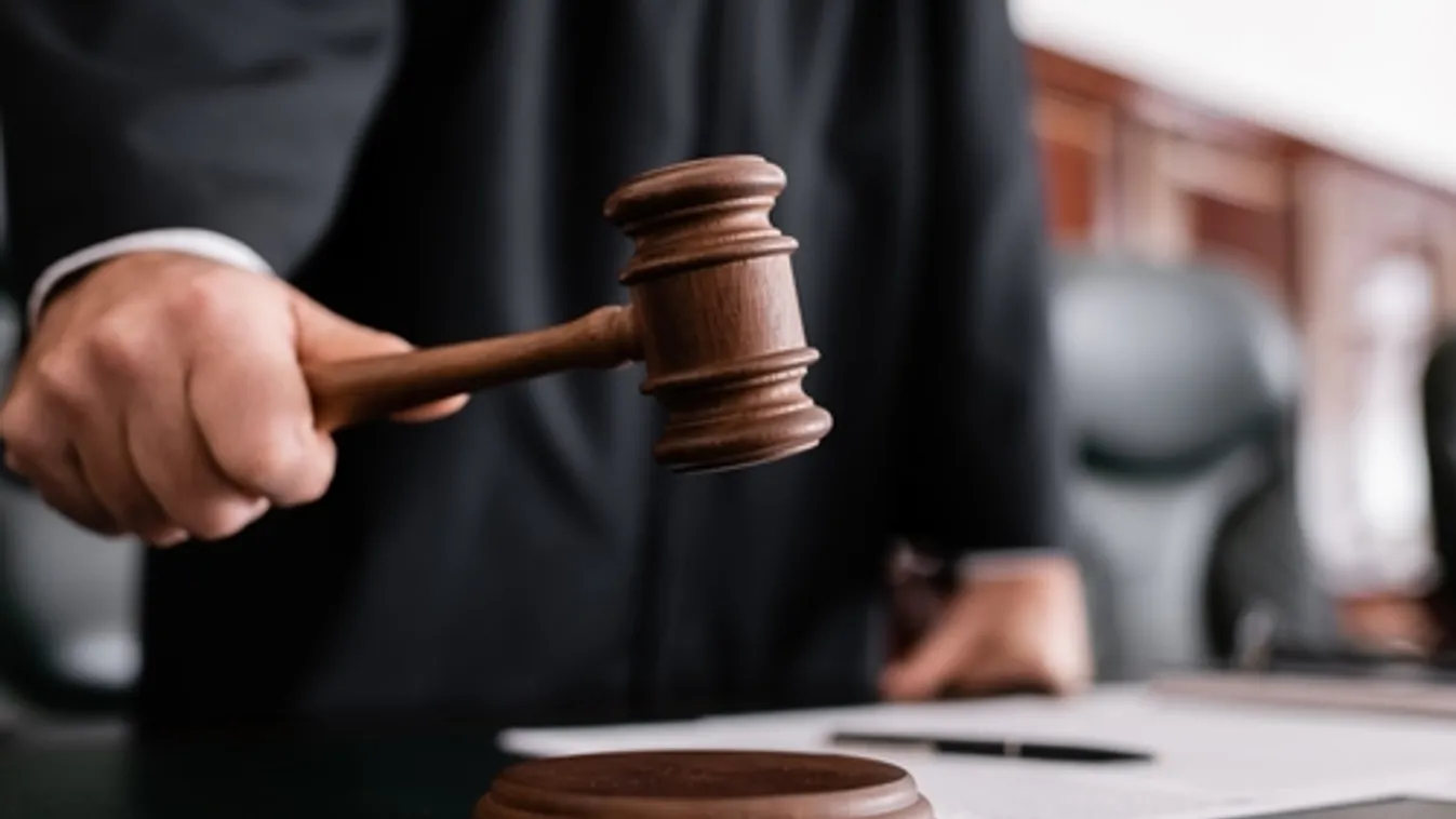 Terrorizmus miatt életfogytiglanra ítélték Kanadában azt a férfit, aki teherautóval szándékosan halálra gázolt egy muszlim családot