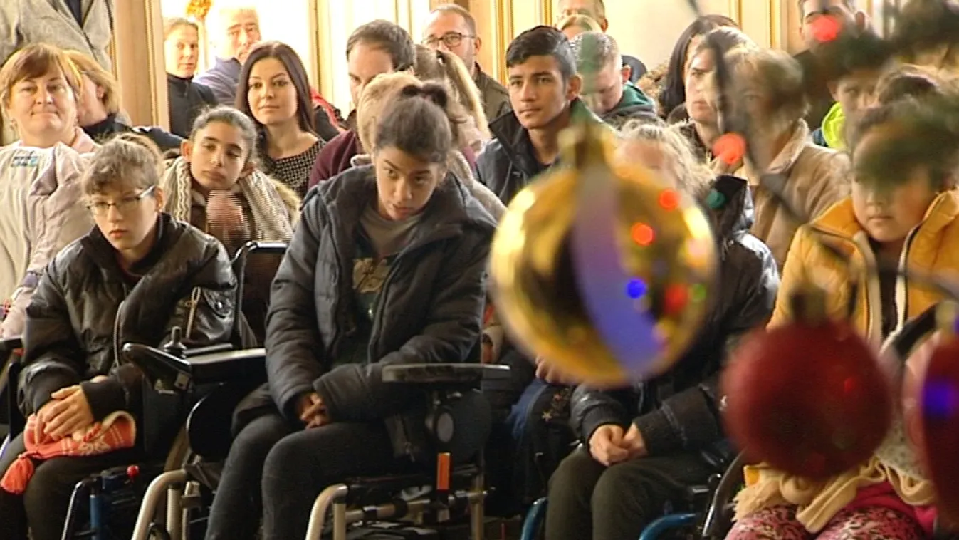 Megy a ködösítés a kísérő nélküli menekült gyerekek költöztetéséről