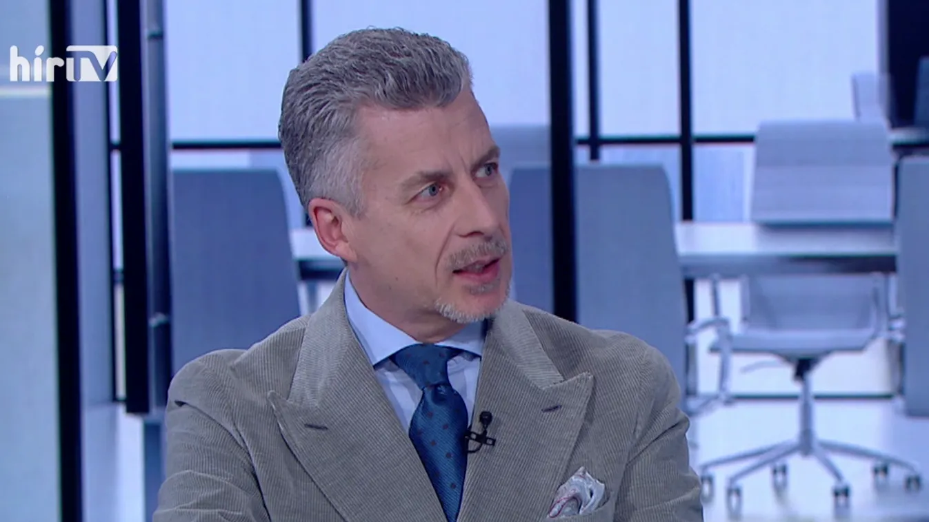 Vezércikk - Vizsgálatot kértek a volt vezérkari főnök ügyeiben + videó