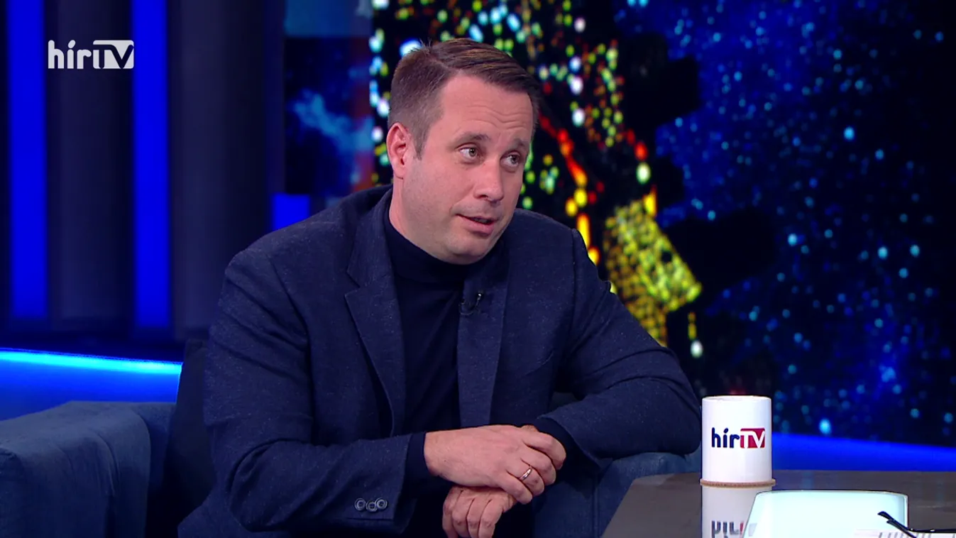 Dömötör Csaba üzent a tiszásoknak: inkább vegyék ki Magyar Péter kezéből a telefont + videó