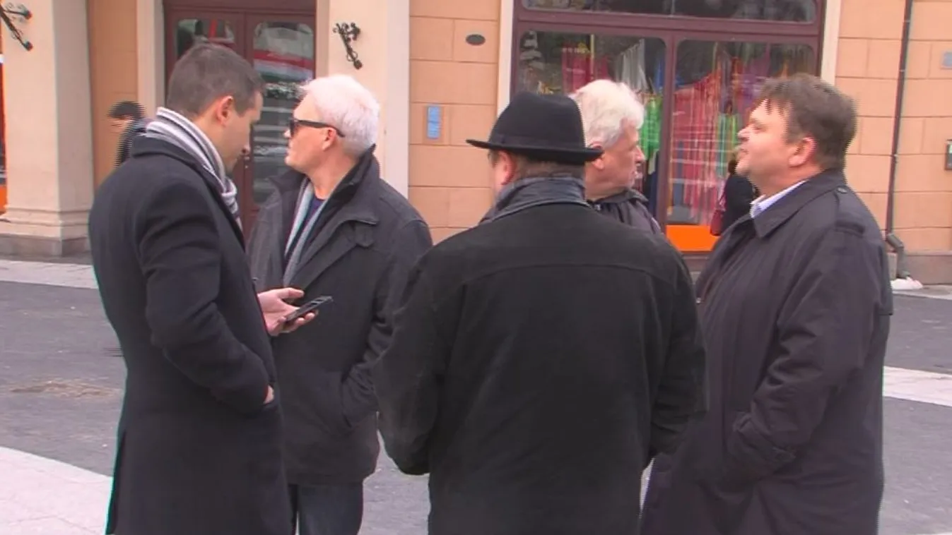 Szita miatt még az ellenzék is összeállt