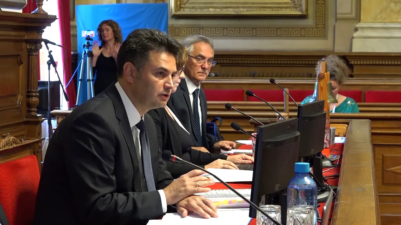 Földadóval sújtaná a gazdákat Márki-Zay Péter