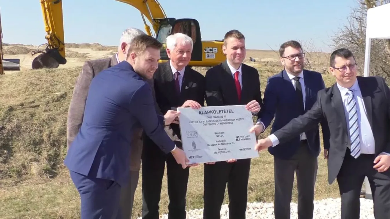 Több tízezer ember életét könnyíti meg az M1-es autópálya pátyi lehajtója