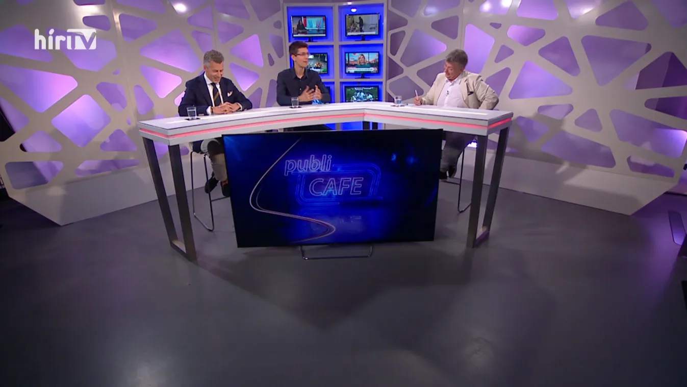 Publi Cafe: Amit Dobrev előad, a hiteltelenség netovábbja
