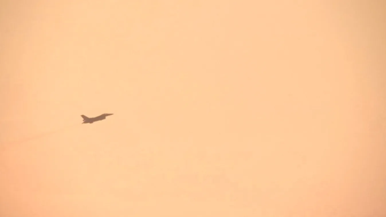 Elindította a szíriai kurdok elleni hadműveletet a török hadsereg