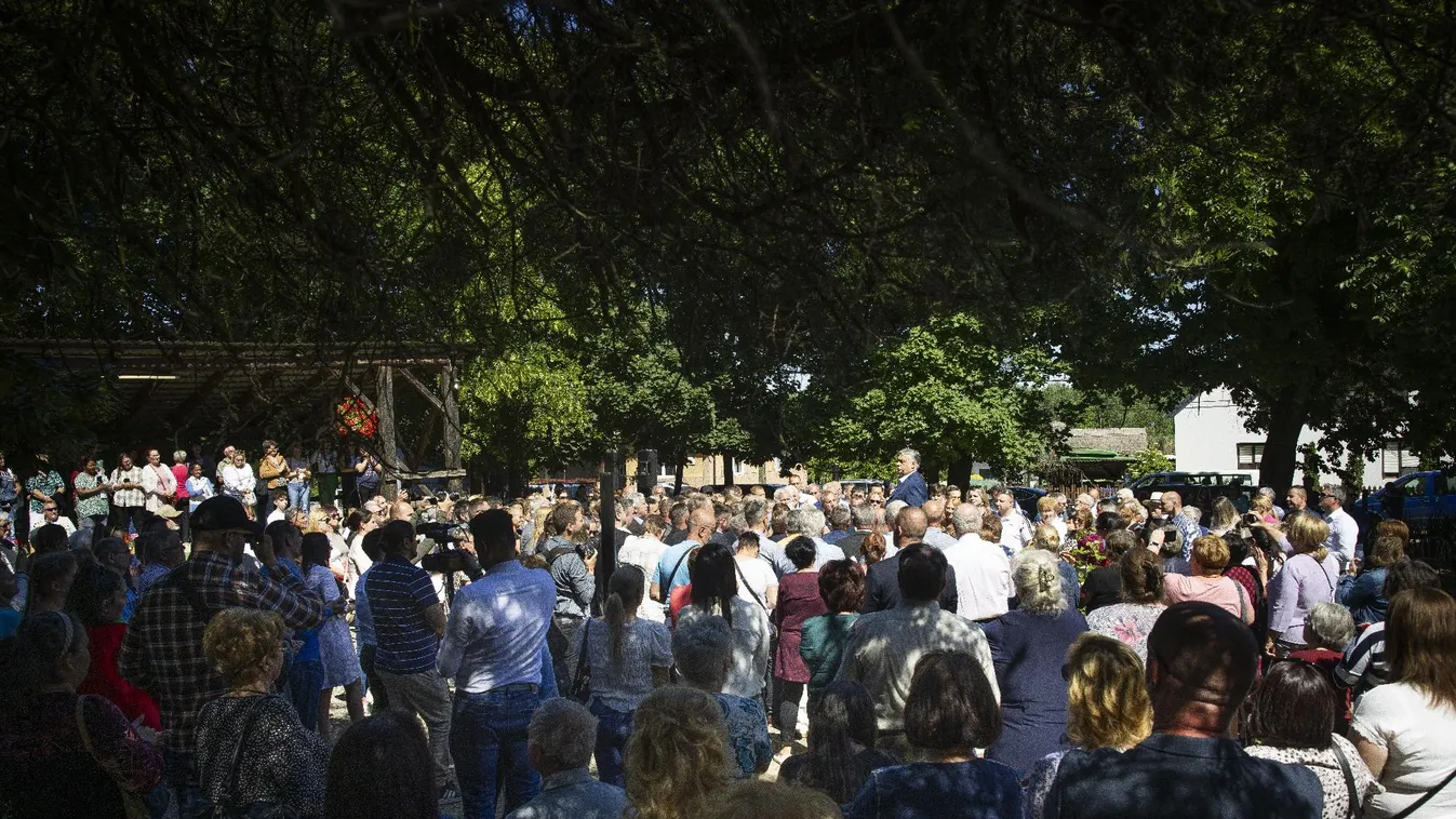 Orbán Viktor: Mutassuk meg Soros Györgynek, hogy nincs rosszabb befektetés, mint a magyar háborúpárti politikus