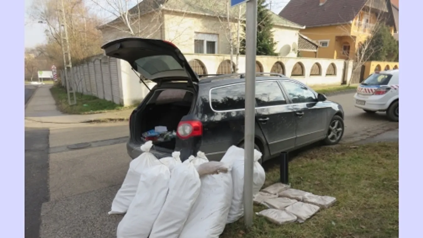 Ezt találták a csomagtartóban – eljárás indult ellenük