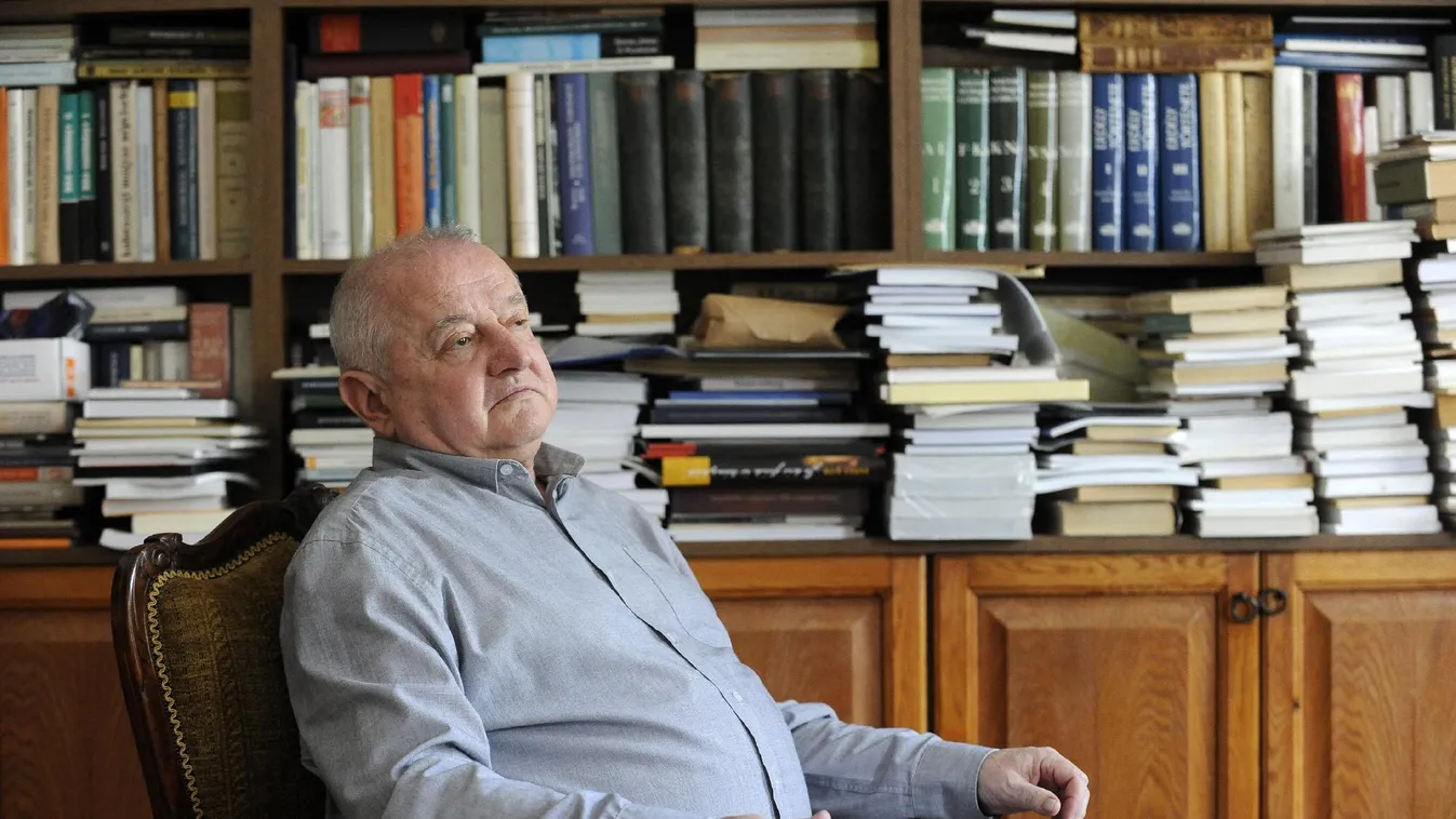 Elhunyt Tőkéczki László