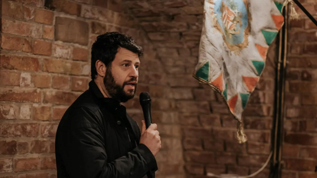 Az LMP támogatja, a DK elzárkózik Puzsértól