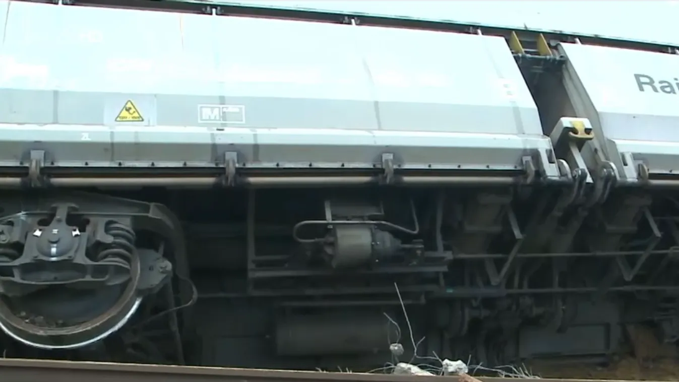 Kisiklott egy tehervonat Téglás közelében